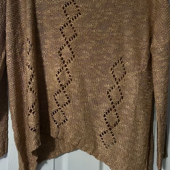 Size s/m lightweight sweater - Picture 3 of 5